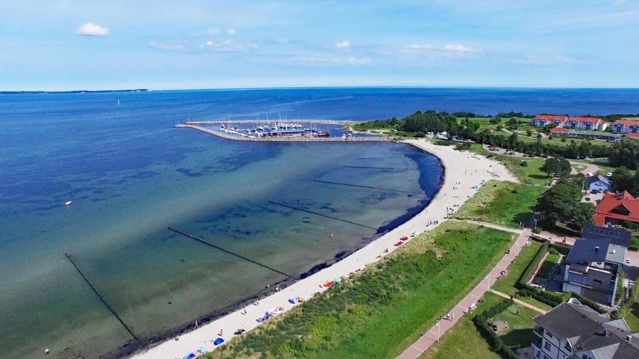 Ferienhaus Emmely Nur Wenige Gehminuten Zum Strand Ruhig Glowe Exterior foto