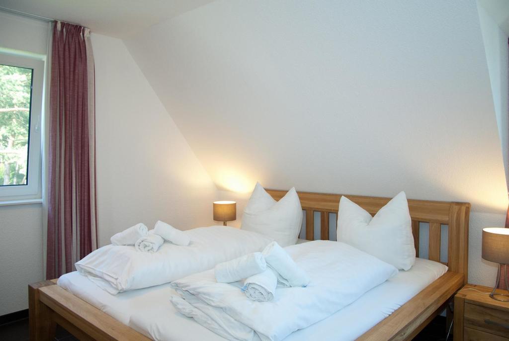 Ferienhaus Emmely Nur Wenige Gehminuten Zum Strand Ruhig Glowe Exterior foto