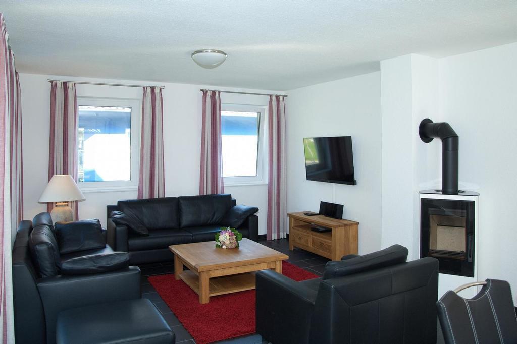 Ferienhaus Emmely Nur Wenige Gehminuten Zum Strand Ruhig Glowe Exterior foto