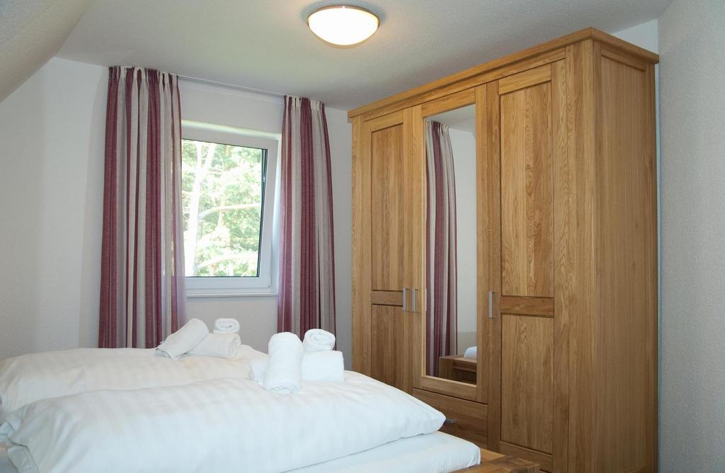 Ferienhaus Emmely Nur Wenige Gehminuten Zum Strand Ruhig Glowe Exterior foto