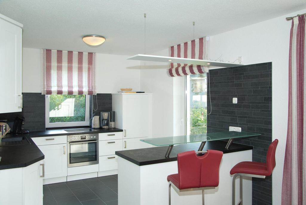 Ferienhaus Emmely Nur Wenige Gehminuten Zum Strand Ruhig Glowe Exterior foto