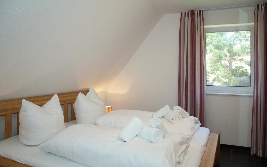 Ferienhaus Emmely Nur Wenige Gehminuten Zum Strand Ruhig Glowe Exterior foto