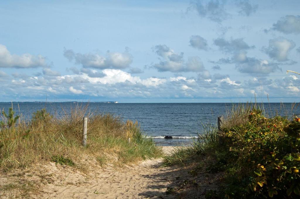 Ferienhaus Emmely Nur Wenige Gehminuten Zum Strand Ruhig Glowe Exterior foto
